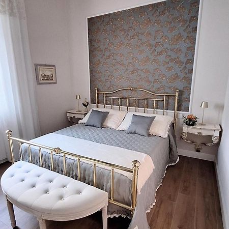 Messer Niccolo - Apartment In Florens Exteriör bild